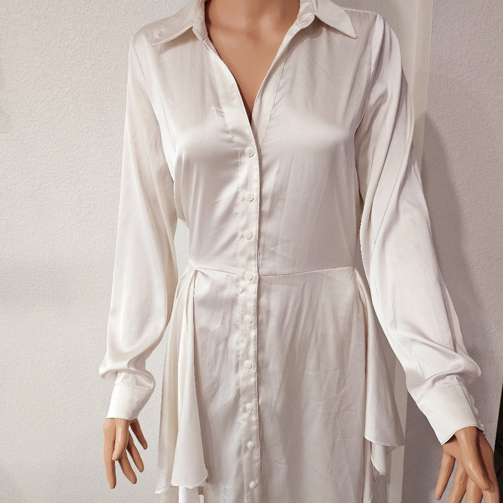 GUESS Elegant White Satin  Button-Up Dress